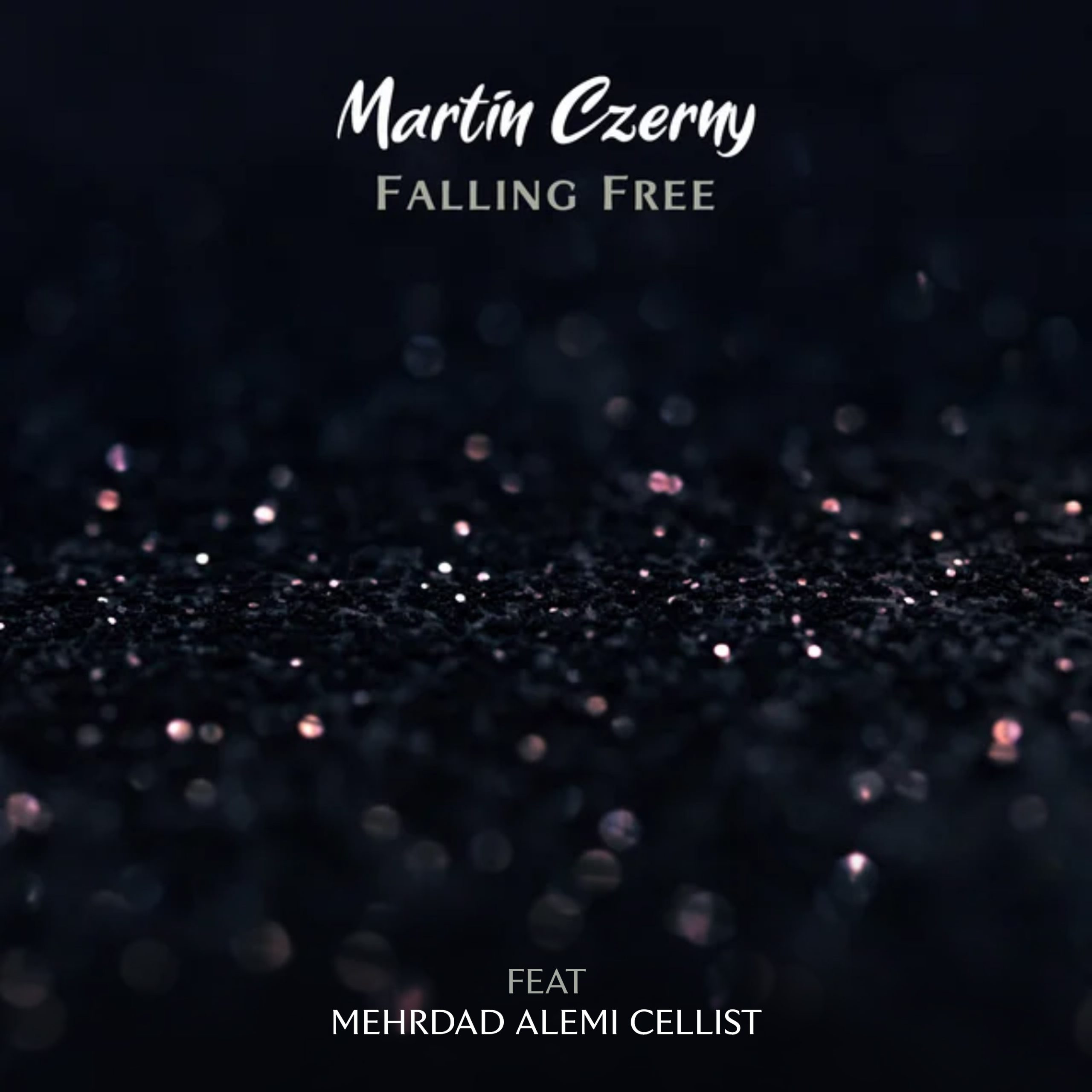 دانلود آهنگ مهرداد عالمی  و Martin Czerny  به نام Falling Free